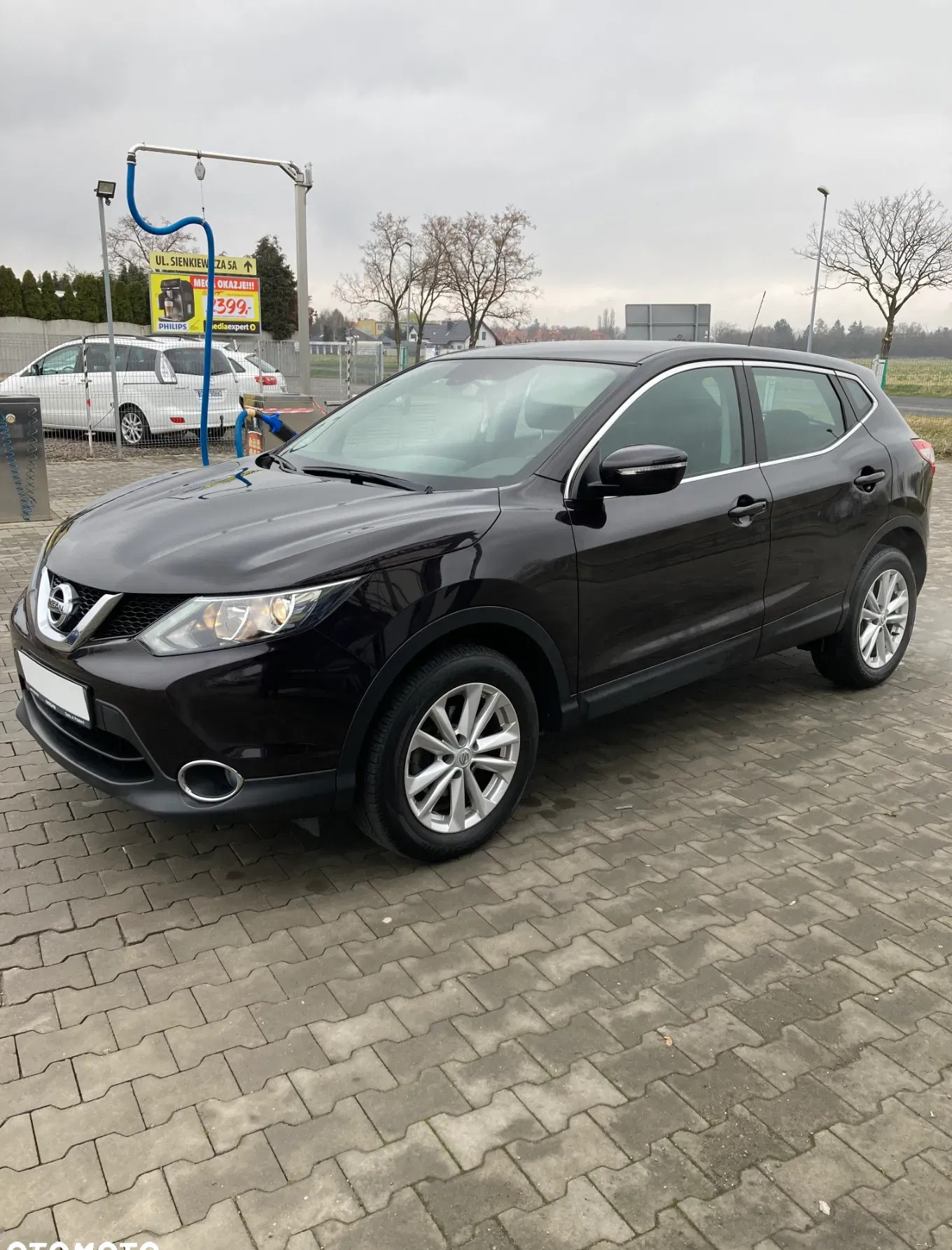 samochody osobowe Nissan Qashqai cena 58500 przebieg: 55463, rok produkcji 2017 z Paczków